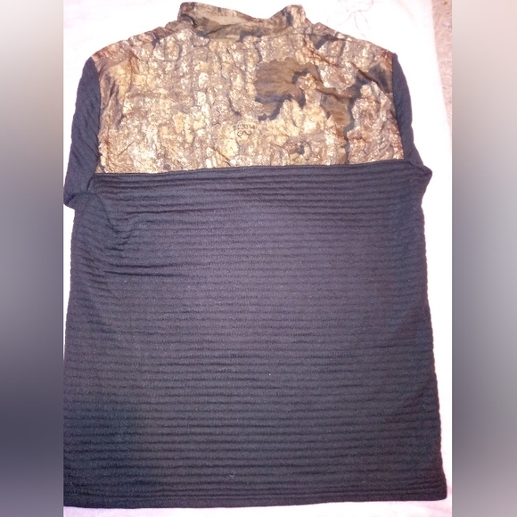 Real tree camo sweatshirt- medium - Picture 5 of 9